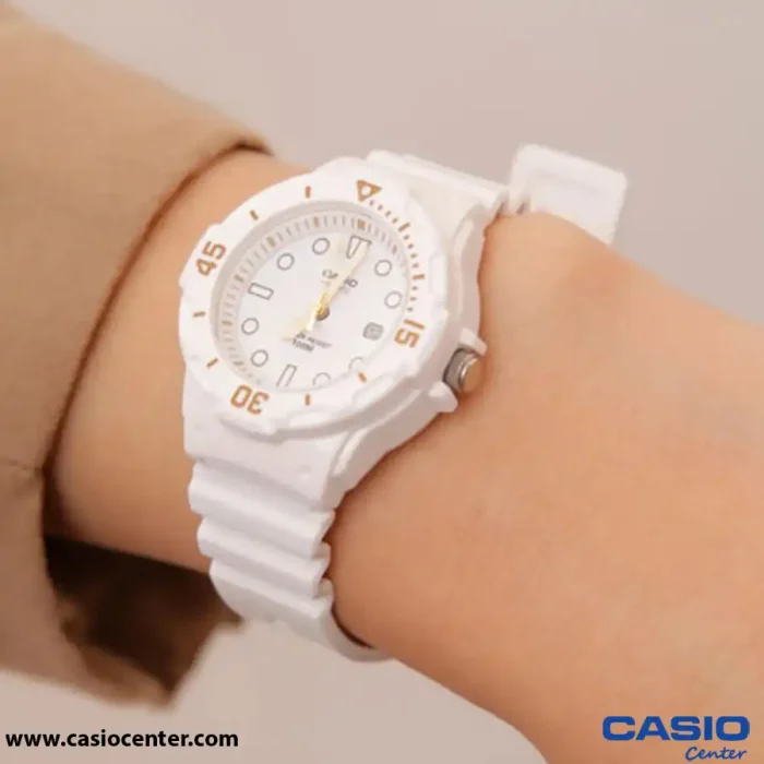 ساعت مچی زنانه کاسیو اصل مدل LRW-200H-7E2V
